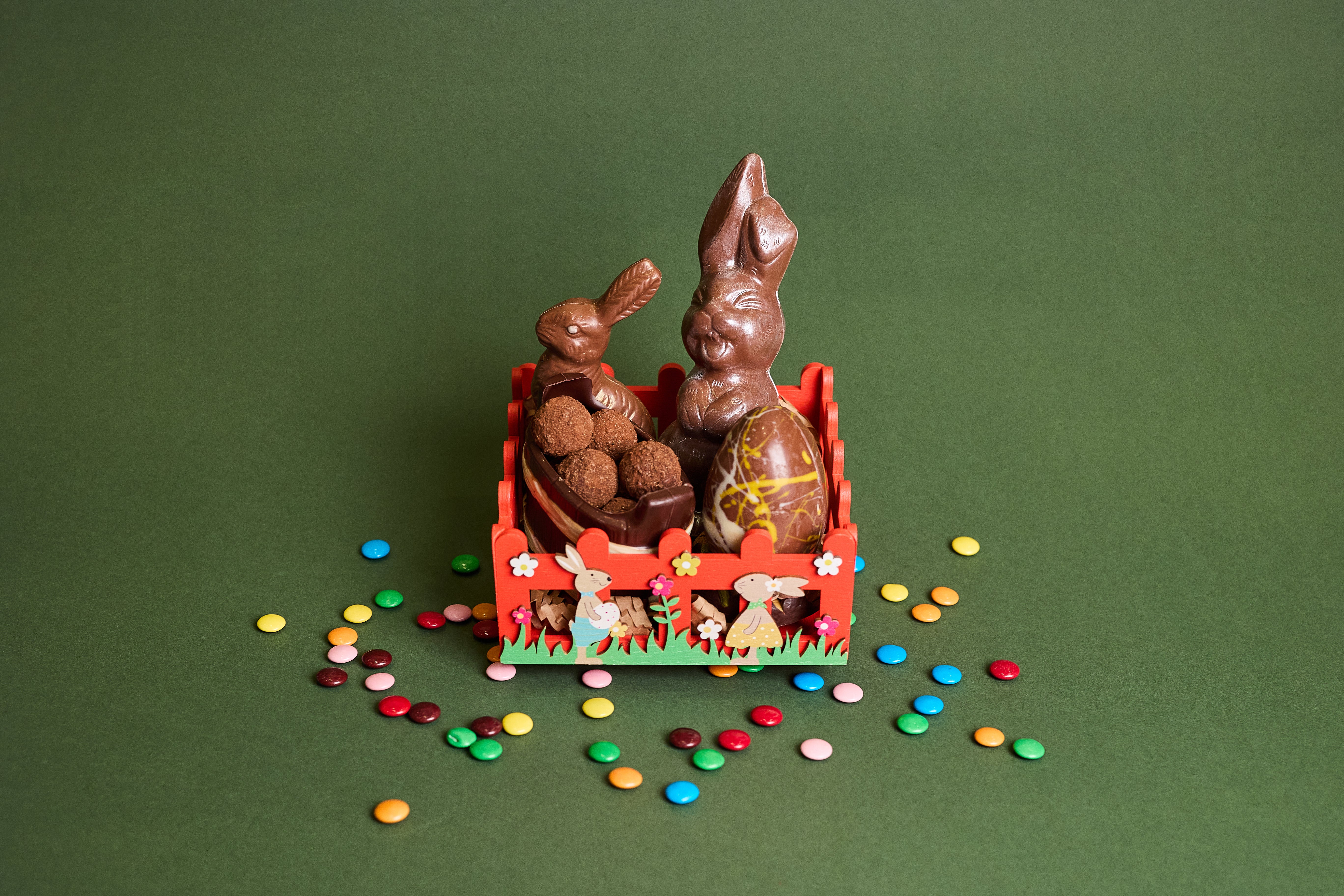 Easter Celebration Box: Mutlu Bahar Seçkisi