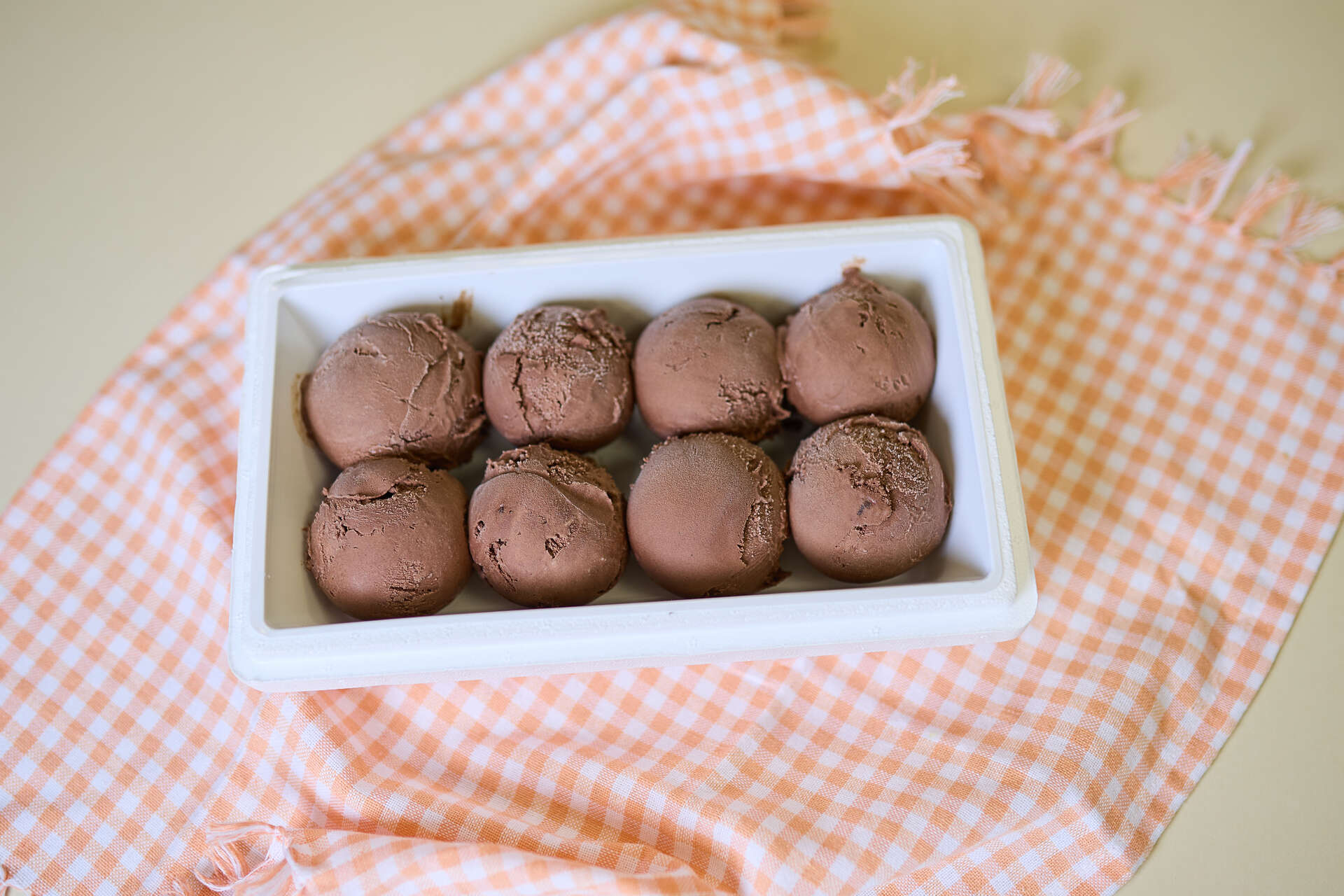 Lure Chocolate Ice Cream